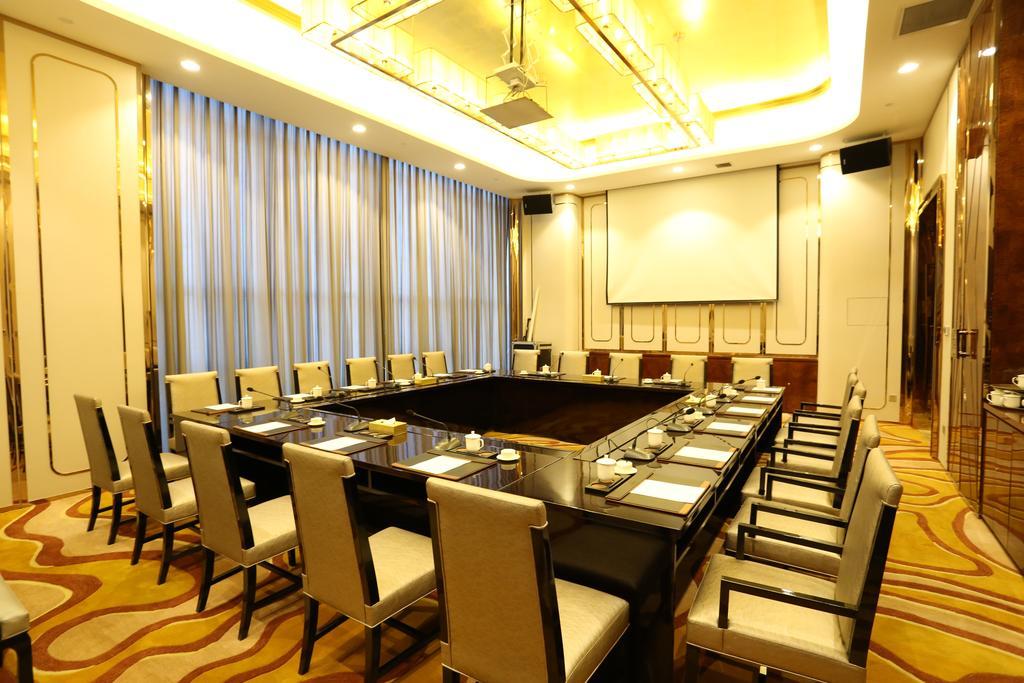 Jinjiang International Hotel Urumqi Exterior photo